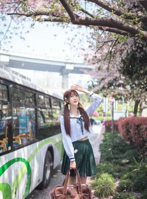 欧美碰碰视频_720免费观看