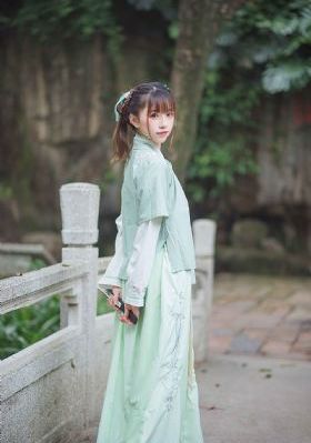 日韩美女一丝不挂_国产剧免费观看电视剧