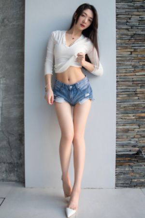 我和大屁股赤裸麻麻_超清神马影院手机在线