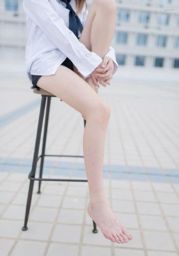 欧美风卫衣女个性_BD超清在线观看