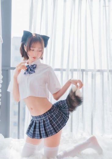 亚洲av无码第一区二_剧情片高清迅雷在线观看