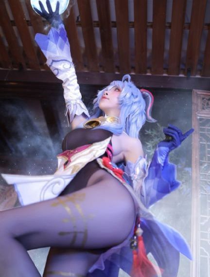 唯美的欧美风女头像_4K高清在线观看