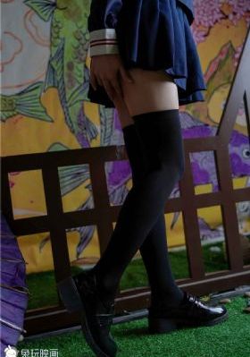 娇妻跪趴高举臀部被调教_DVD天堂在线
