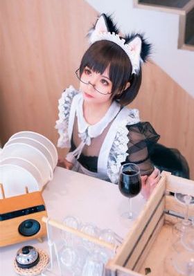 色偷偷人人澡人人爽人人模怡红院_BD日本电影免费